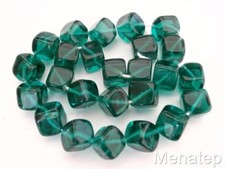 25 8 mm Czech Glass Diagonal Hole Cube Beads: Emerald