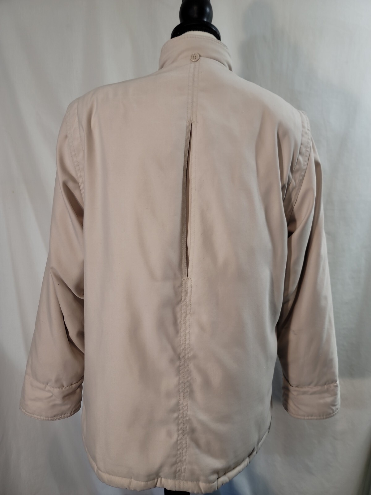 Off-white Cortland down filled  Winter jacket.  S… - image 3