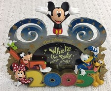 DISNEY Theme Parks Walt Disney World 2005 Photo Frame 4" X 6" NEW MICKEY Goofy