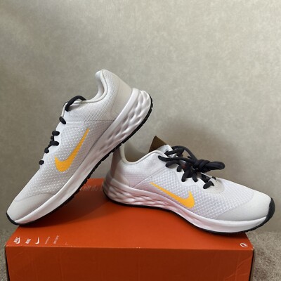 nike revolution 4 gridiron