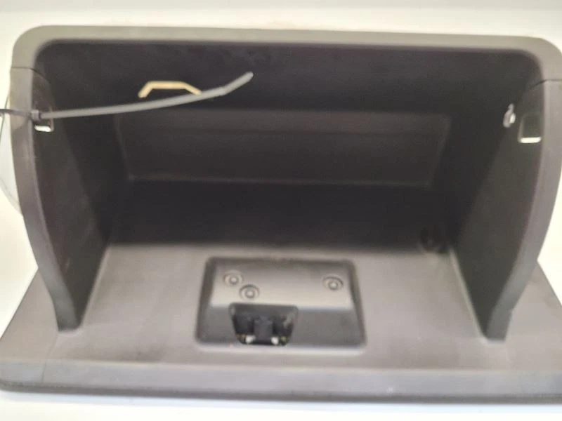 Guantera Dodge Avenger 2011-2014 Foto 4 de 4