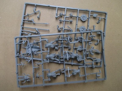 D25C48 GRAPPE HOMME BETE x5 FIGURINE WARHAMMER FANTASY BATTLE - Photo 1/3