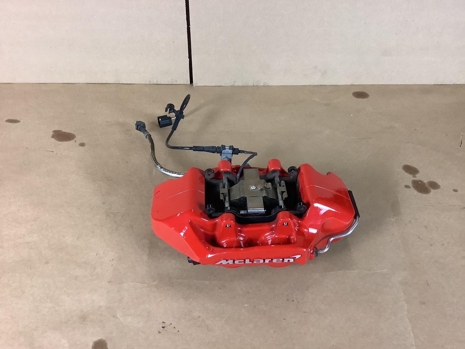 McLaren 720S 720 2018 Rear Right Passenger Brake Caliper Red W/ Pads 17-20 |:O