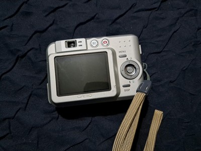Casio QV R61 6.0MP Digital Camera - Silver for sale online Casio QV R61 6.0MP Digital Camera - Silver for sale online