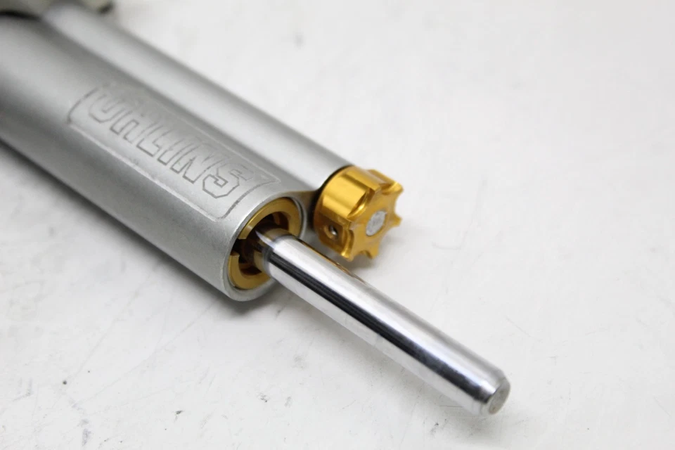 Amortiguador de dirección Ohlins SD 030 Suzuki 2001-2020 GSX-R1000, 2001-2020 GSX-R600 Foto 2 de 4