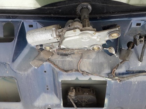 Scheibenwischermotor Hinten  Ford Focus DE1090902-23