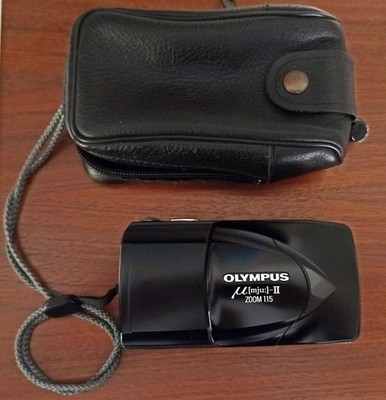 Olympus µ [mju]-II Zoom 115 analoge Kompaktkamera Point&Shoot, Tasche + Batterie