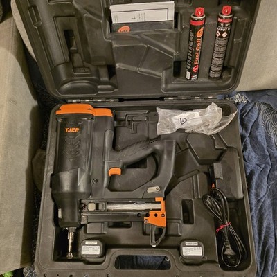 TJeep CP-40 converted for Wurth nails. For wood, concrete, and iron up to 5 mm.