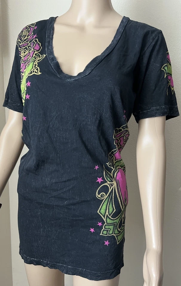 Camiseta túnica informal SINFUL by Affliction para mujer Y2K estampado rosa y corazón talla L Foto 2 de 4