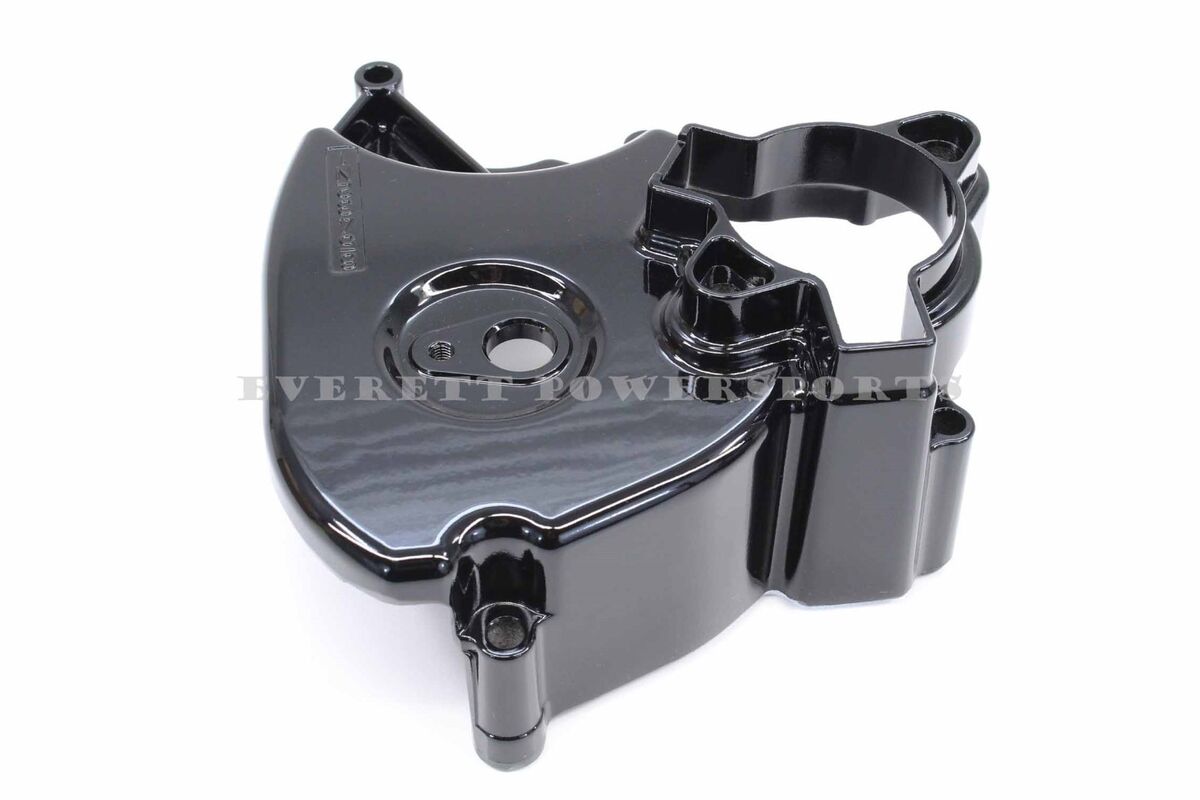 Left Engine Front Drive Sprocket Cover 00-07 GSX1300 R Left Engine Front Drive Sprocket Cover 00-07 GSX1300 R