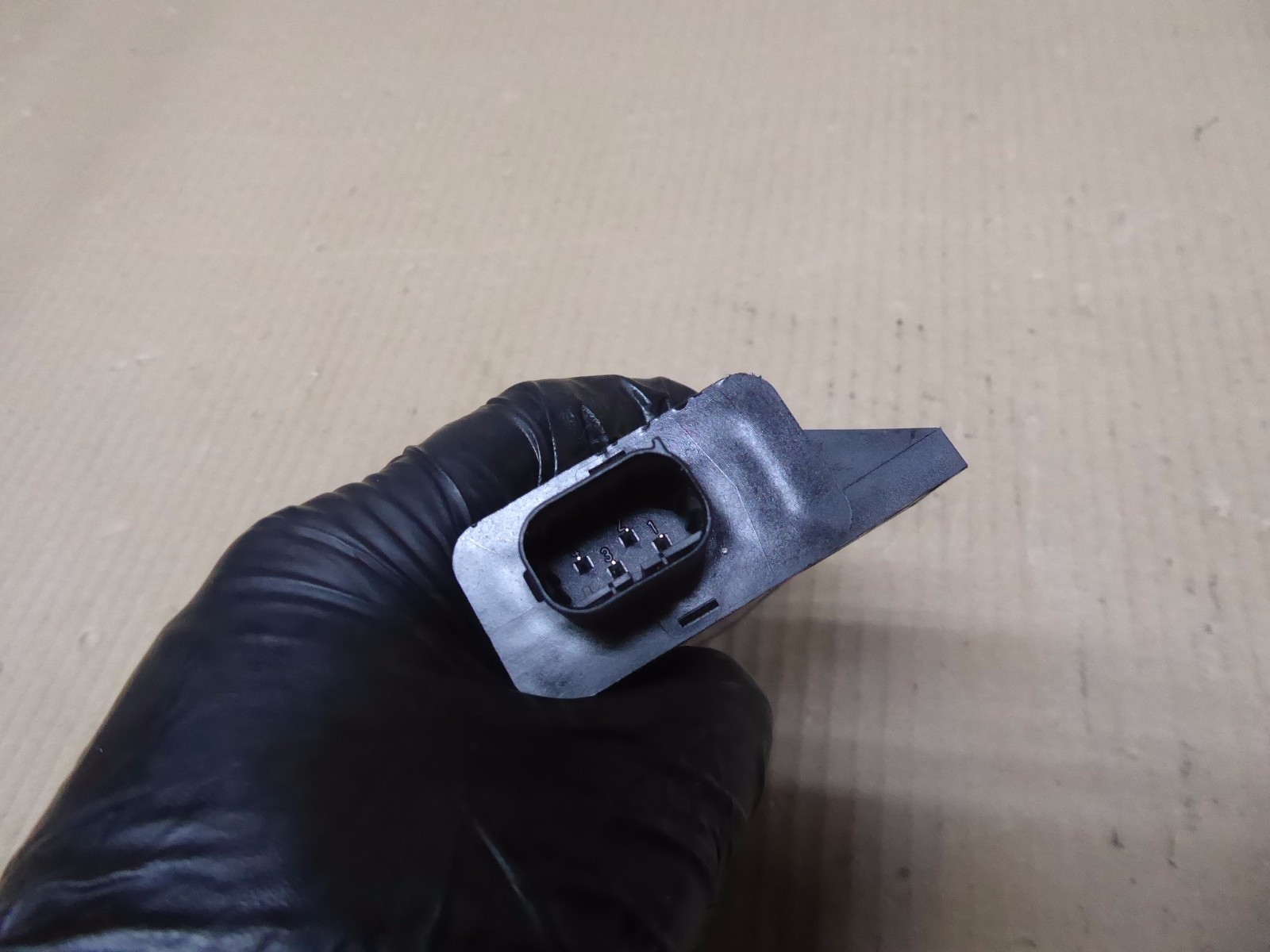 MERCEDES 0018276001 X164 W251 TIRE PRESSURE SENSOR ANTENNA TPMS 