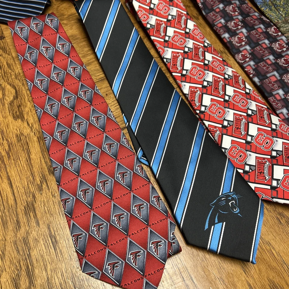 Lote de 10 corbatas para hombre con temática deportiva surtidas nuevas con etiquetas/usadas Foto 2 de 4