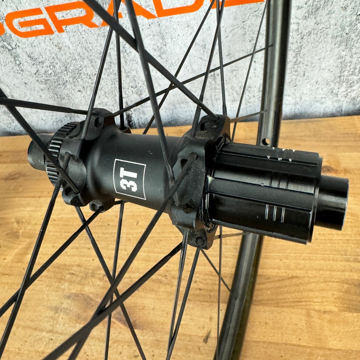 Low Mile! 3T Discus C35 Team Stealth Carbon Disc Brake Low Mile! 3T Discus C35 Team Stealth Carbon Disc Brake