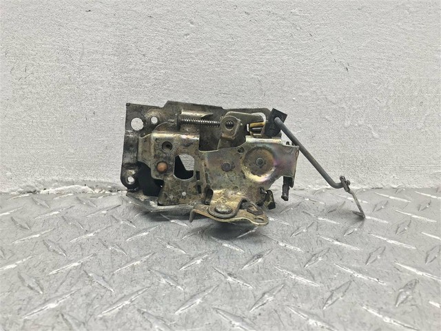 1994 CHEVROLET SILVERADO 1500 PASSENGER FRONT DOOR LATCH OEM 16631626