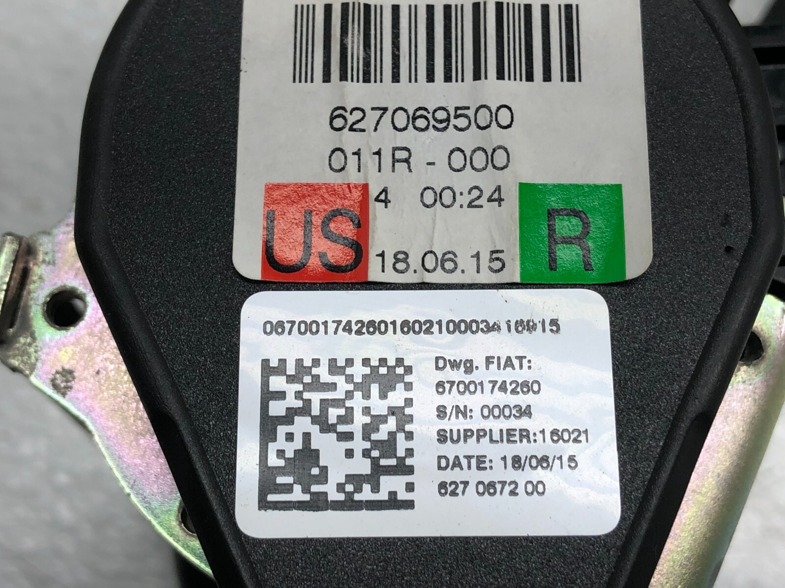 2014-2019 MASERATI GHIBLI S RIGHT PASSENGER FRONT SEATBELT RETRACTOR OEM.