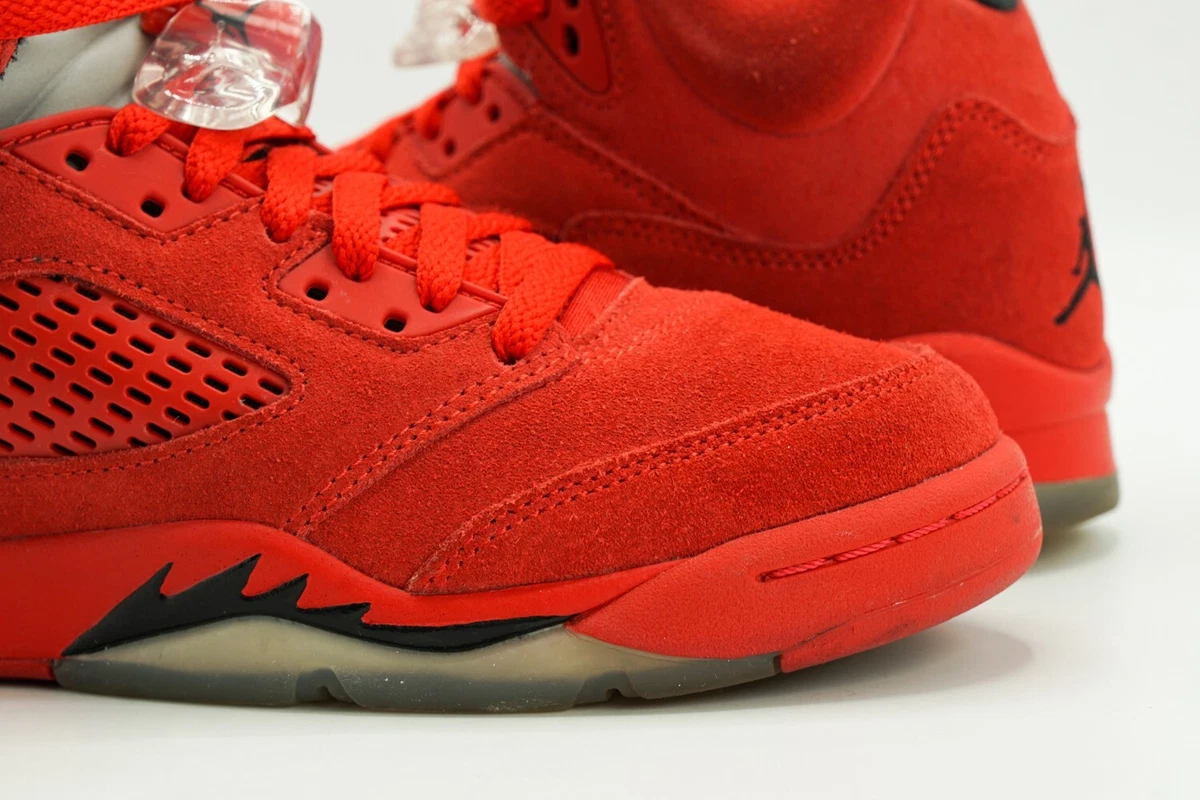 Jordan 5 hotsell retro university red