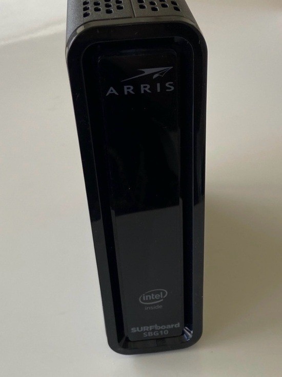 ARRIS SURFboard SBG10 DOCSIS Cable Modem AC1600 WiFi Router Dual Band