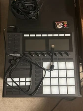 Native Instruments Maschine MK3 USB Audio+MIDI Interface System
