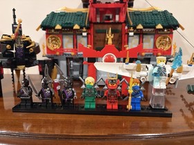LEGO NINJAGO: Battle for Ninjago City (70728) COMPLETE