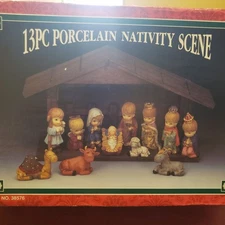 Nativity Scene 13 Piece Porcelain Manger Wise Men Baby Jesus Mary Joseph Animals