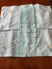 Vintage TISCHDECKE HANDBESTICKT REINES GRÜNES LEINEN cm. 160x160 mit 6 Servietten