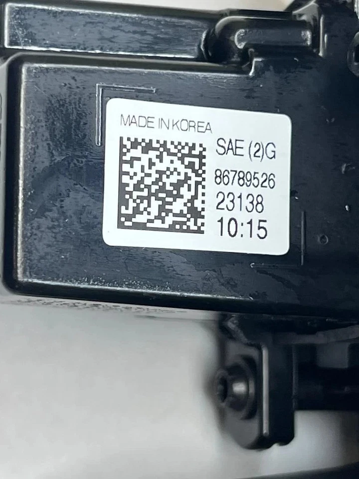 Manija de puerta trasera con cámara OEM GM 2022-2025 Silverdao 1500 86789903 Foto 4 de 4