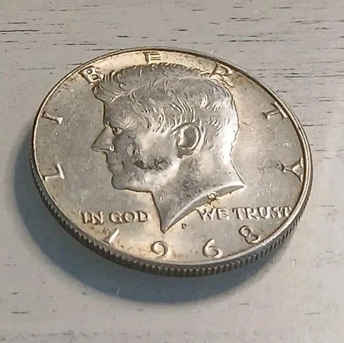 1968-D XF+ Kennedy half dollar 40% Silver At Melt Value - Free Shipping!
