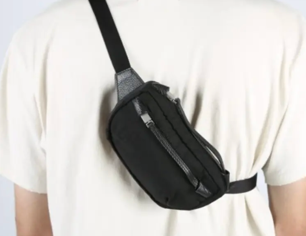 バッグ 1017 ALYX 9SM Small Waist Pouch s-l1200.png