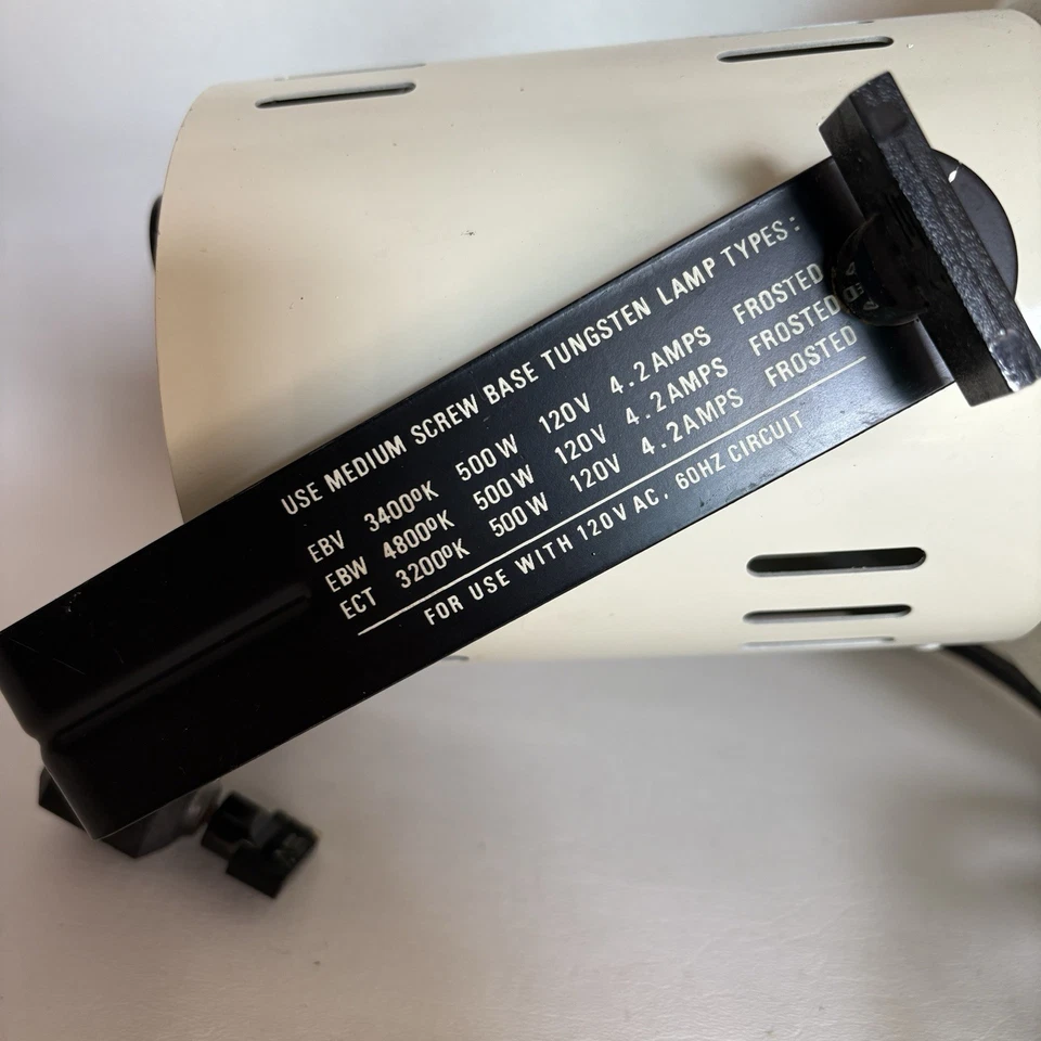 Smith-Victor Model A120 Photographic Studio Light 12.25" - Image 3 of 4