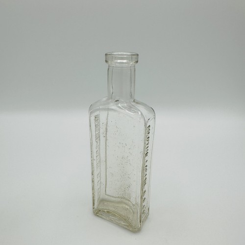 Vintage Glass Bottle Lot Small Holtz Clam Wash Amsco Hires Mentho Laxene Kemp - Picture 13 of 15