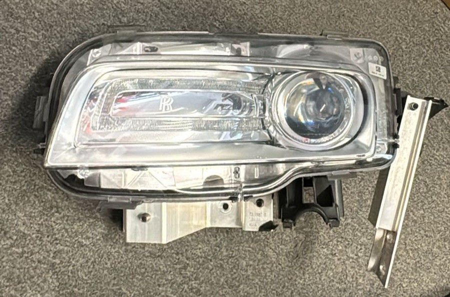 10-18 Rolls Royce Ghost Wraith Dawn Left LH HID Xenon Headlight  63127322041 OEM