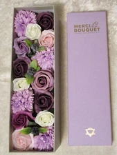 15 Bath Soap Flowers in box. Purple, pink, white, floral scent "Merci Bouquet"