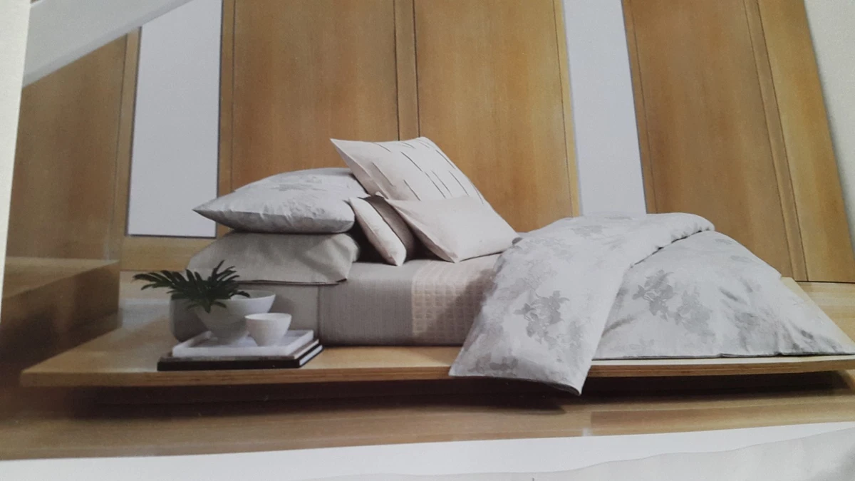 CALVIN KLEIN CKPETAL 1 PILLOWCASE 31X42CM PILLOW CASE 12.4
