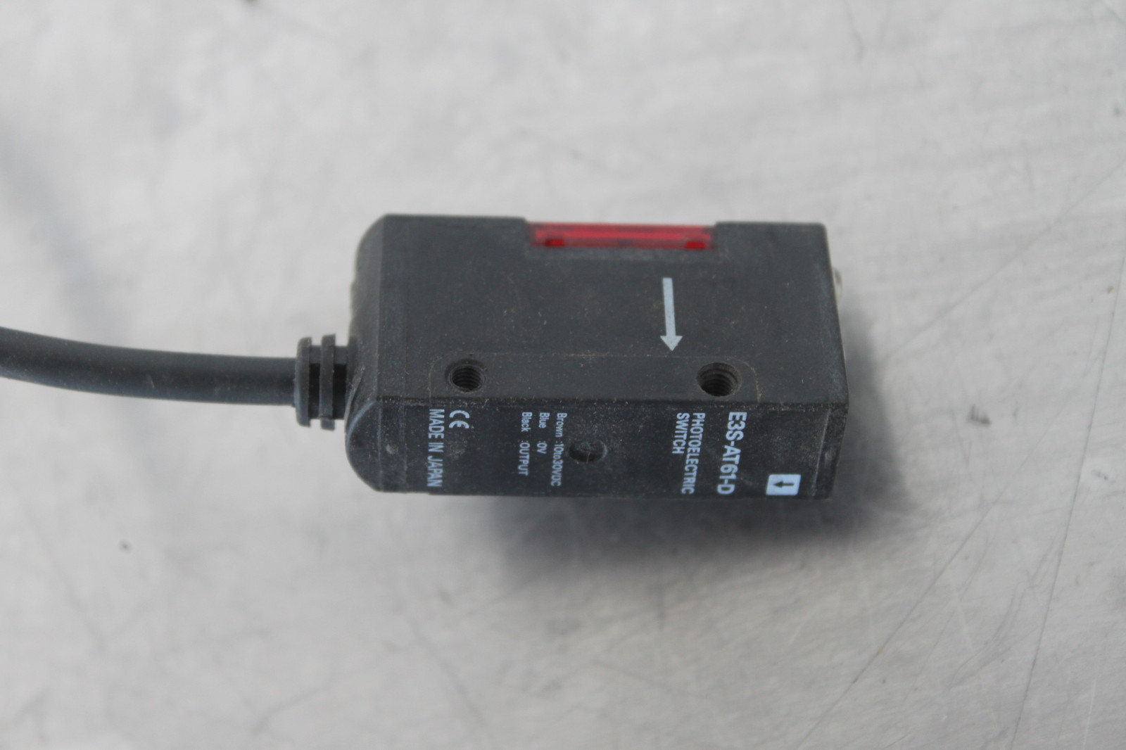 At61 OMRON E3S-AT61-D E3S-AT61 RECEIVER PHOTOELECTRIC SENSOR | eBay