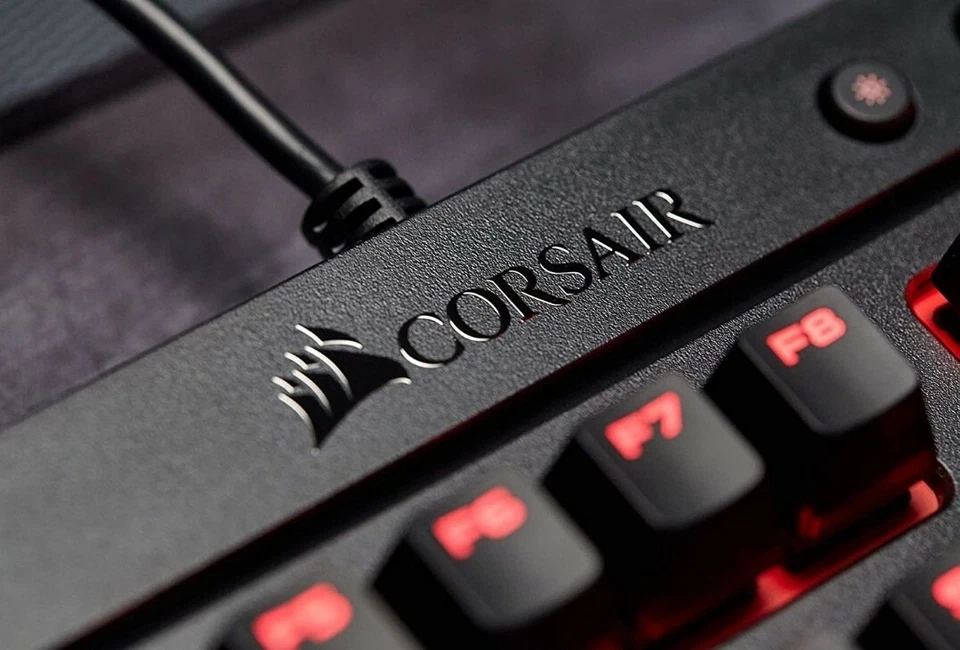 Corsair K63 USB Keyboard Spanish Black, Red - Image 3 of 4
