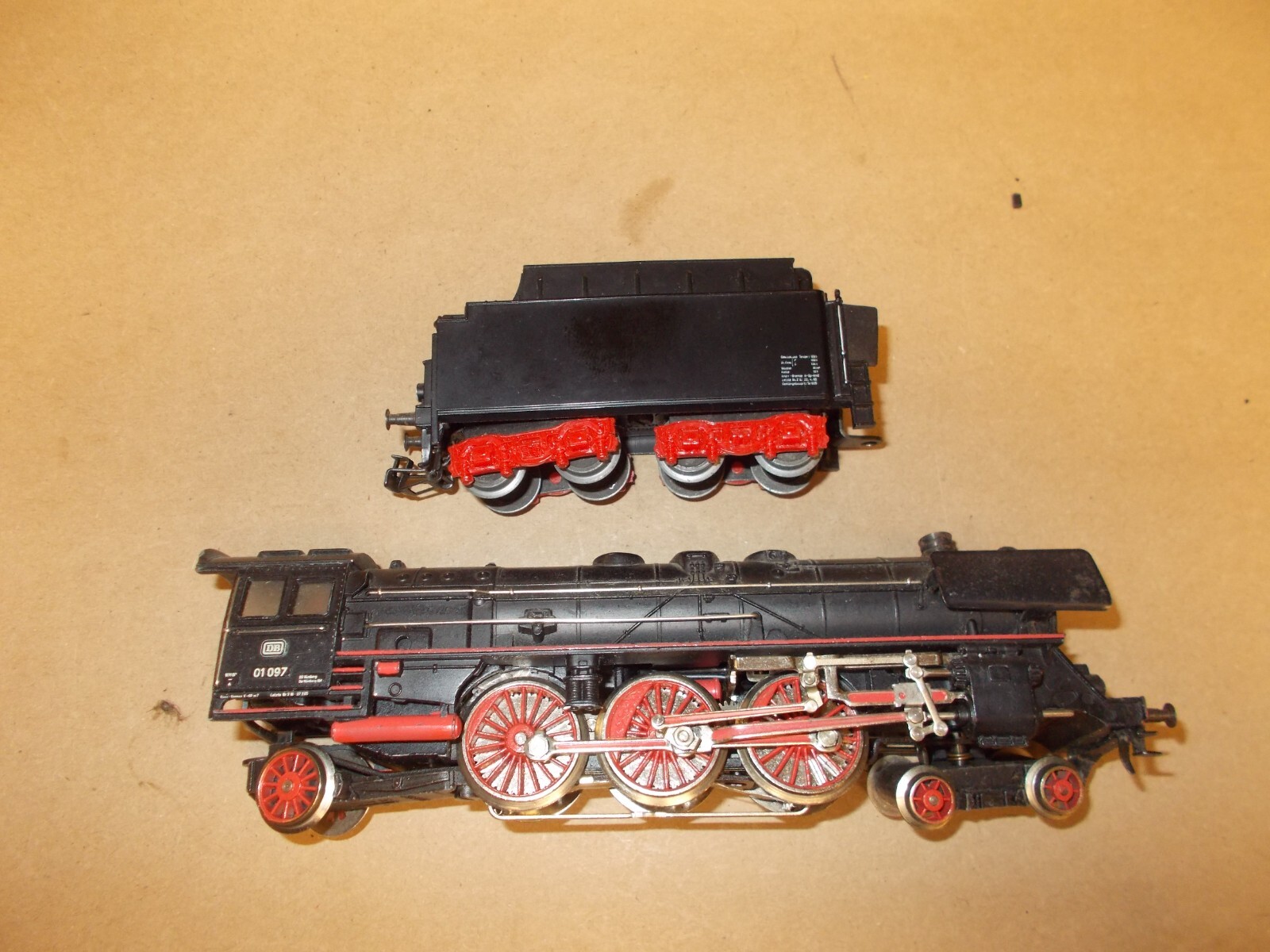 Picture 1 of 8