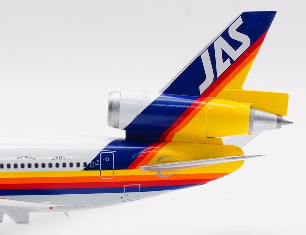 DC-10-30 JAPAN AIR SYSTEM JAS REG: JA8550 W/ STD - WB