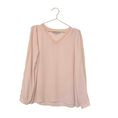 Loft soft pink v neck open lace to m down sleeve and neck size small