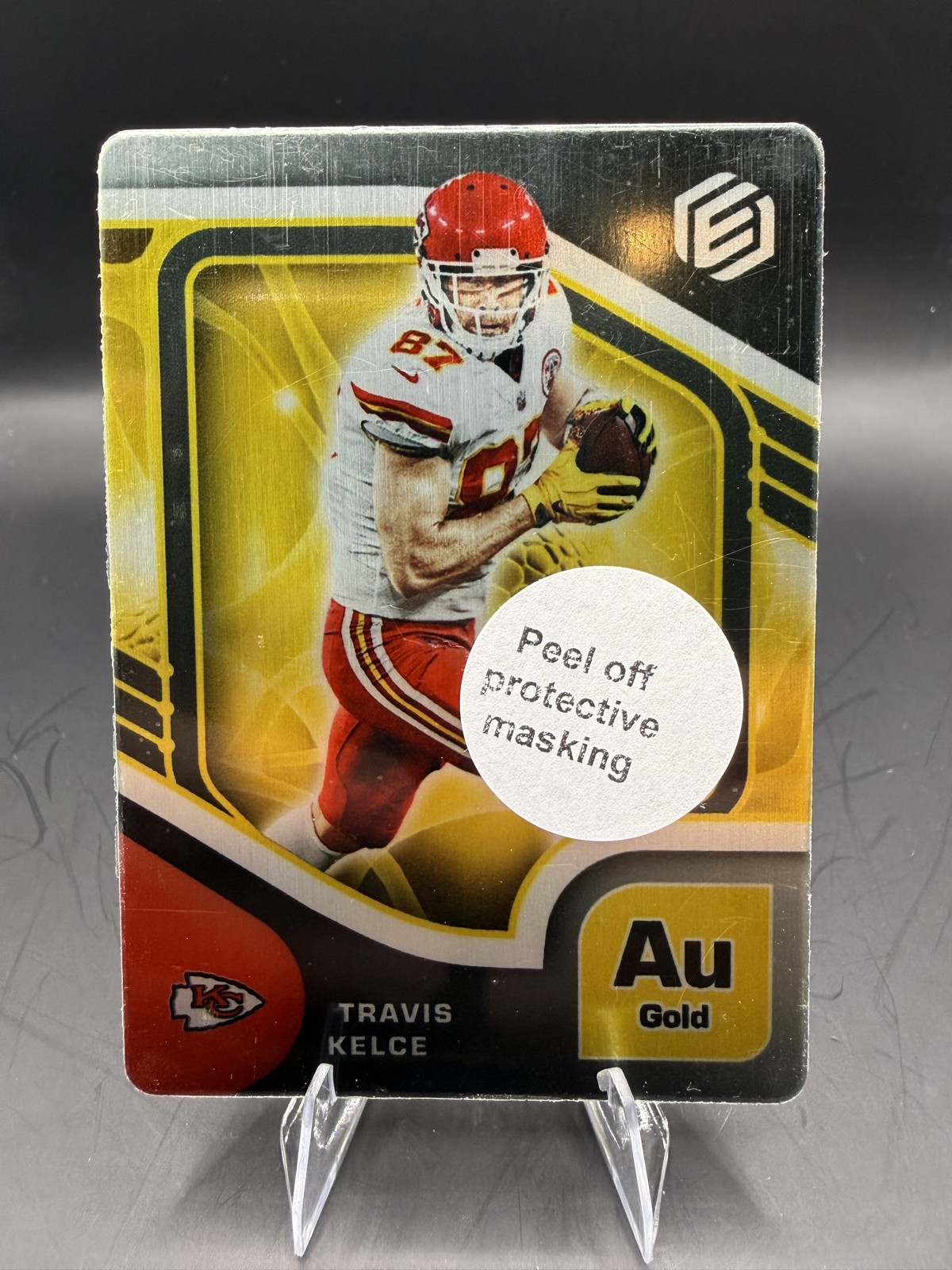 2021 Panini Elements - Travis Kelce #60 Gold /250 Metal Card