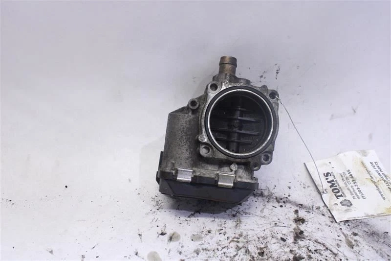 CUERPO ACELERADOR 228I 320i 328D 328i 328I GT 428i 528D 528i X1 X3 X4 12-15 1306764 Foto 2 de 4