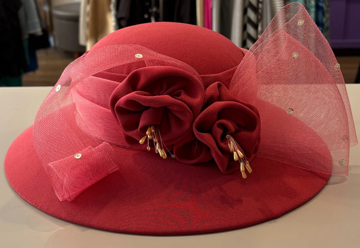 Lisa Rene Red Felt Satin Flower Chain Rhinestone Pillbox-Style Hat Timeless Vintage Beauty — Black Felt Cloche with Red Poppies ? main image 3