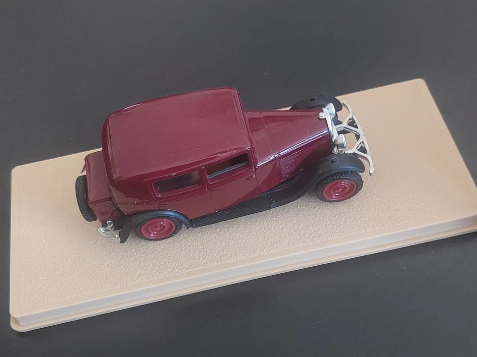 Peugeot 201 berline bordeaux 1931 Eligor réf 1046 échelle 1/43 - Photo 3/4