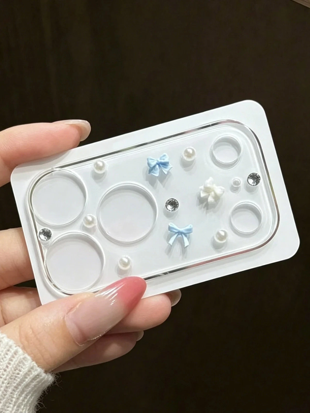Elegant Camera Lens Protector Film with 3D Design for iPhone 17 Pro and Cheap24