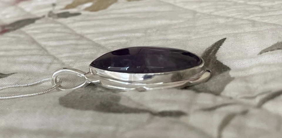 Colar pingente moderno de pedra preciosa ametista - Banhado a prata esterlina 925 - Novo em folha - Imagem 3 de 4