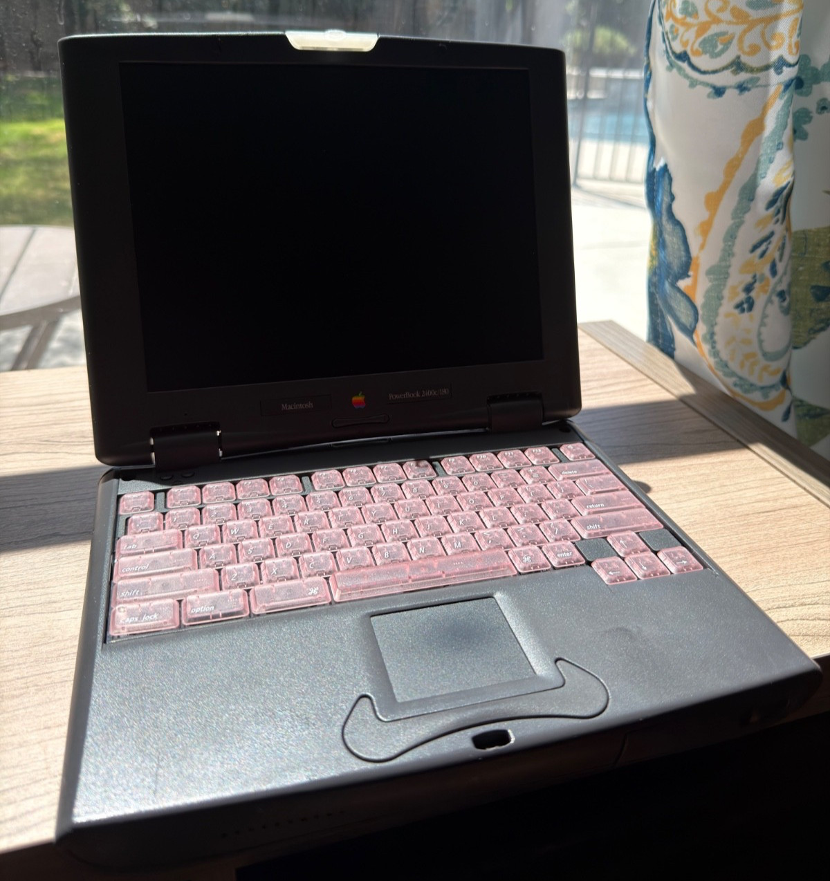 Apple PowerBook 2400c RARE Yu-Plan Clear Keyboard - AS-IS Trackpad, Boots OS 8.6