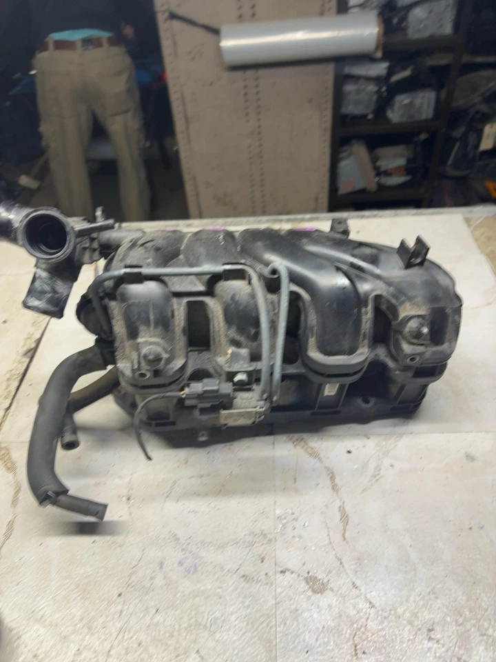 2012-17 VELOSTER ACCENT 12-16 KIA SOUL 1.6L (W/O Turbo) Intake Manifold Assembly - Image 4 of 4