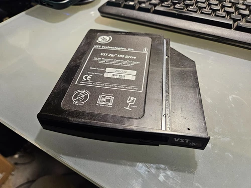 VST Zip 100 Drive for the Macintosh PowerBook G3 Series - ZIPG32
