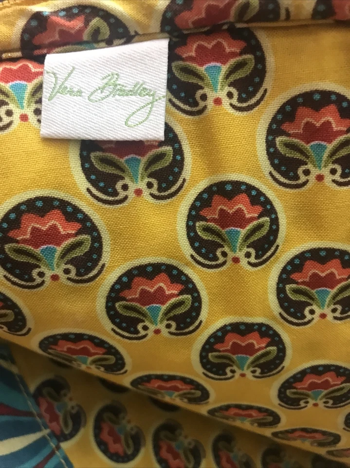 Vera Bradley NUEVO SIN ETIQUETAS Floral Multicolor Lector Mini iPad Cremallera Cubierta Acolchada Foto 3 de 4