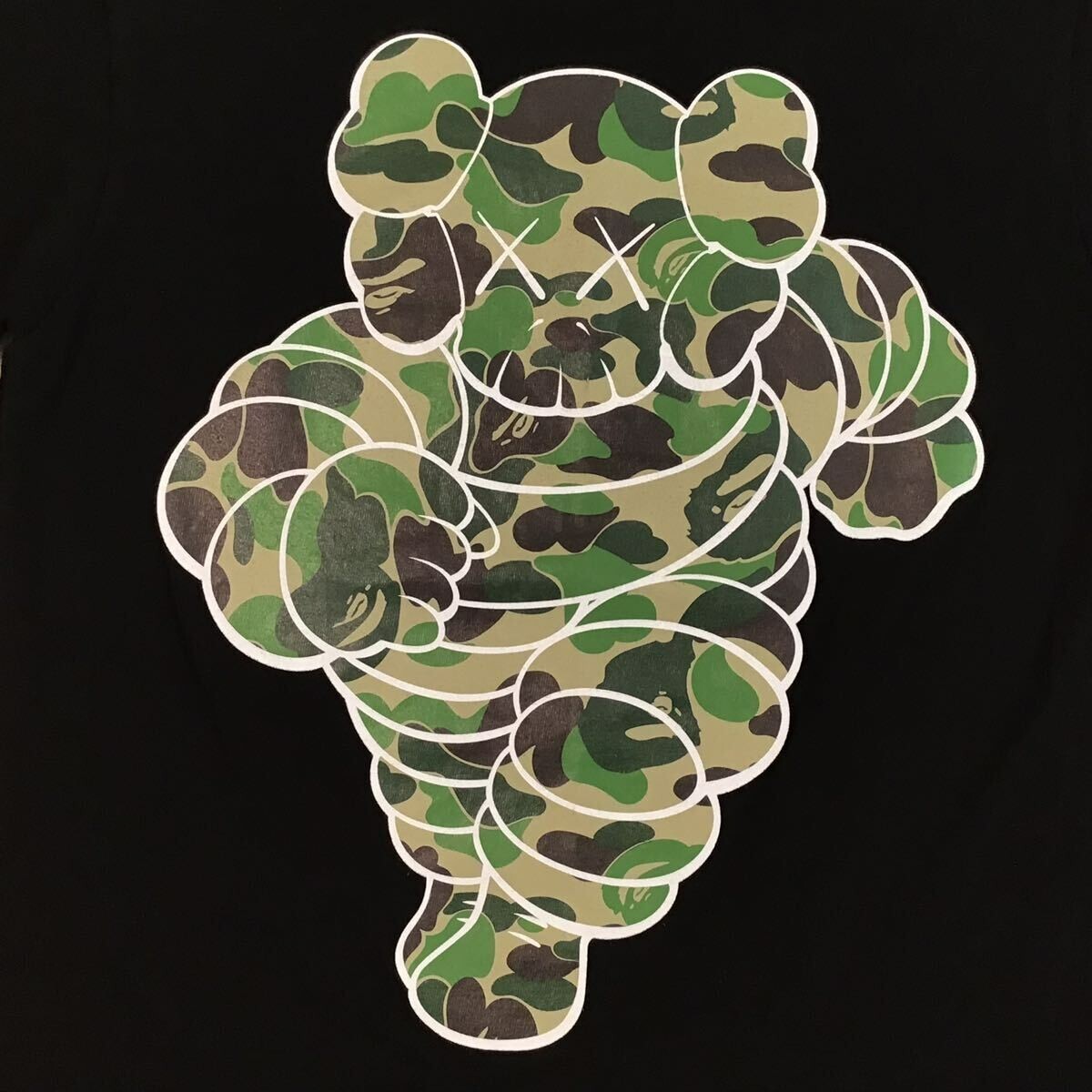 BAPE × KAWS Chum T-shirt a bathing ape ABC camo NIGO Black Size S