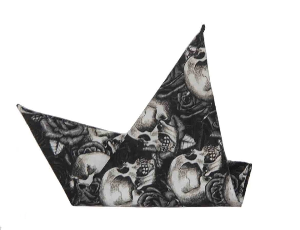 NOVO Costurado à Mão/Bainha Enrolada Bolso Caveira Quadrado Cinza Preto Branco Floral - Imagem 2 de 3